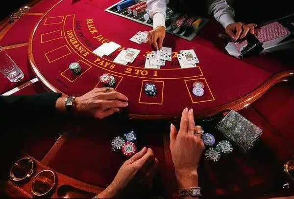Người hâm mộ bóng đá Việt Nam theo dõi kèo thể thao trực tuyến tại GB 68